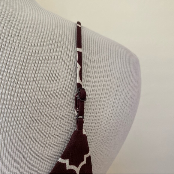 Express Spaghetti Strap Blouse Brown White Abstract Print V-Neck Small - Picture 8 of 11